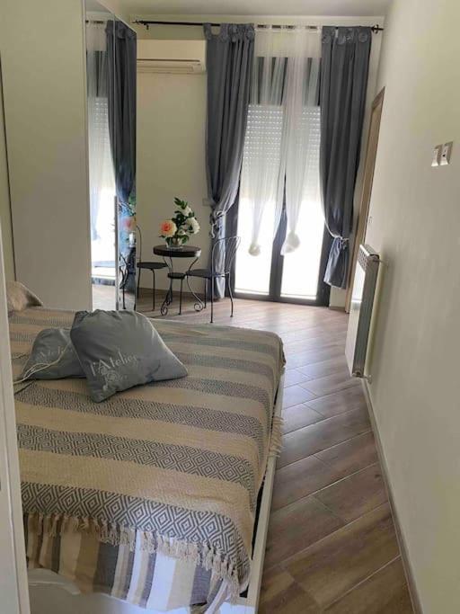 Laviniahouse Nettuno Bed & Breakfast エクステリア 写真